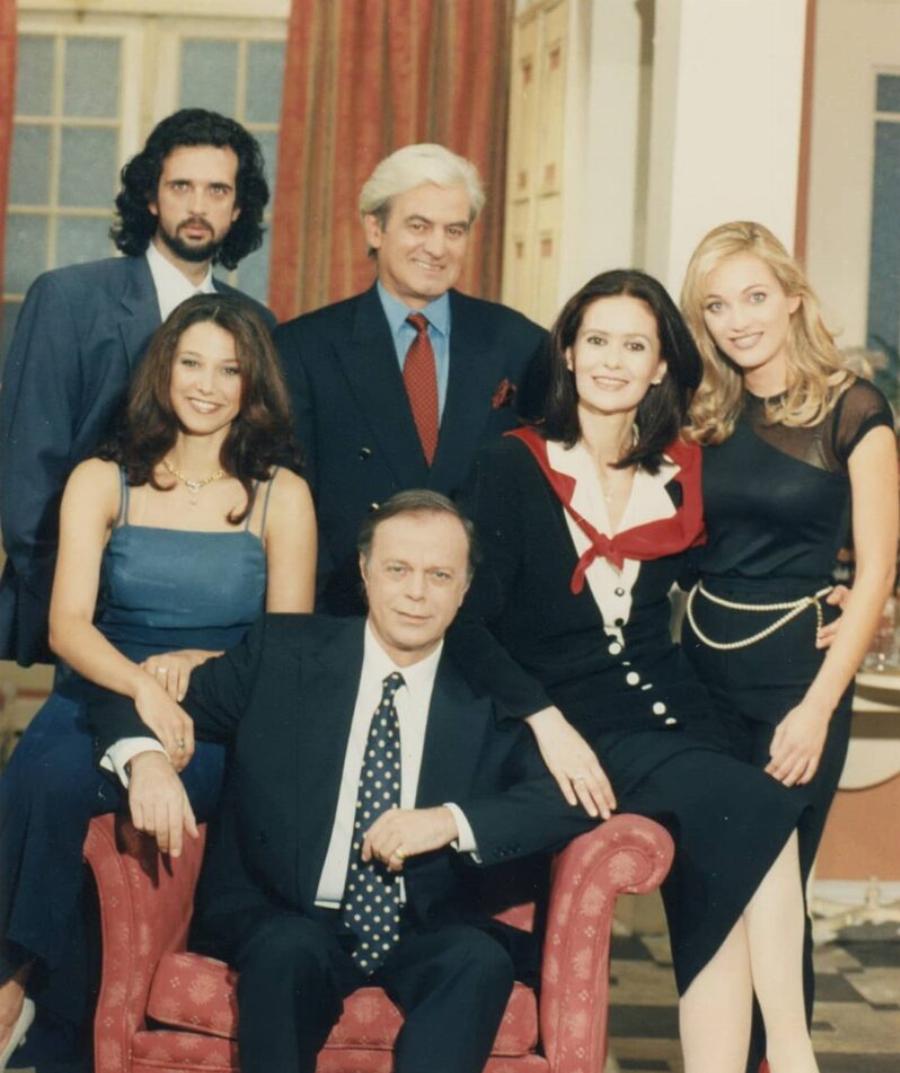 Παραμένει γοητευτική η Καλλιόπη Ευαγγελίδου: Η 48χρονη ηθοποιός εντυπωσιάζει με την εμφάνιση της μέχρι και σήμερα