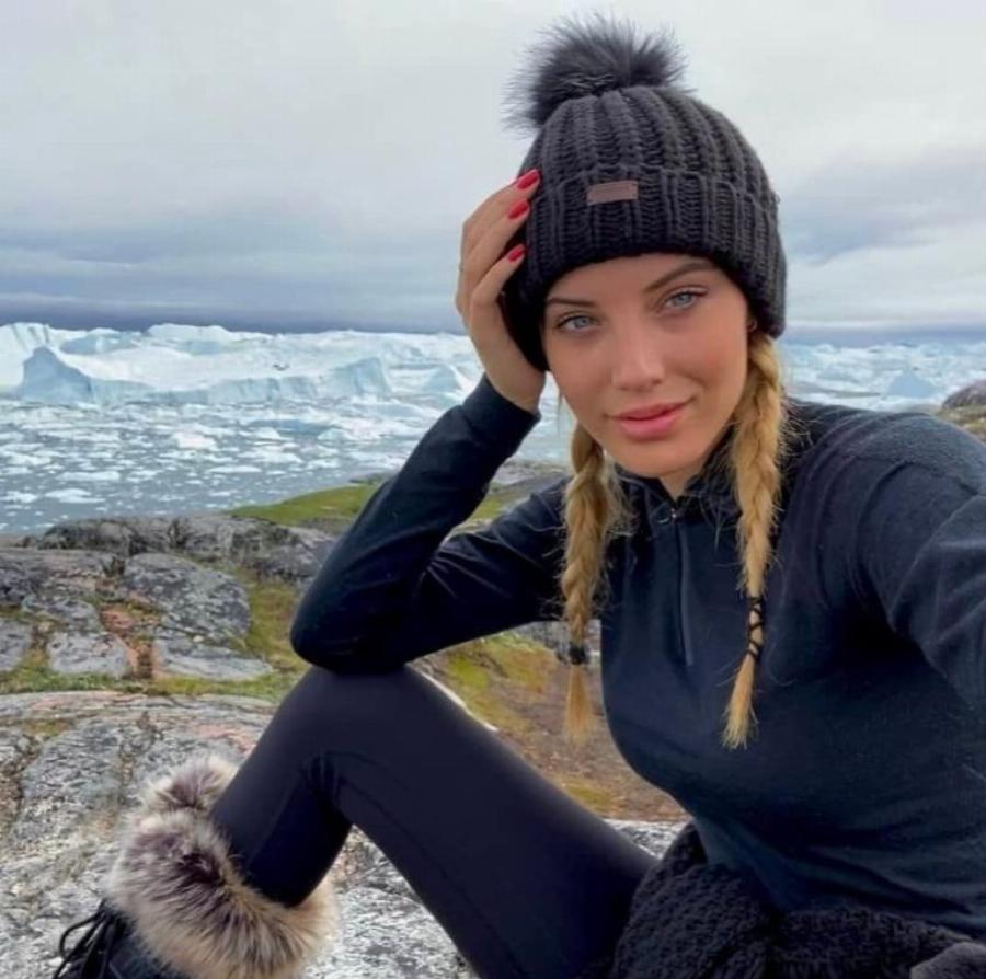 Η ομορφότερη Ελληνίδα αυτή τη στιγμή: Η κόρη της Εύης Αδάμ, Νεφέλη Λιβιεράτου είναι ίδια η Αντζελίνα Τζολί