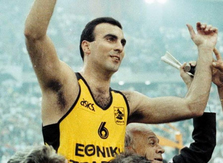 Νίκος Γκάλης: Η χρυσή εποχή του 87′, το τραγικό τέλος της συζύγου του και τα απωθημένα που δεν έγιναν ποτέ πραγματικότητα