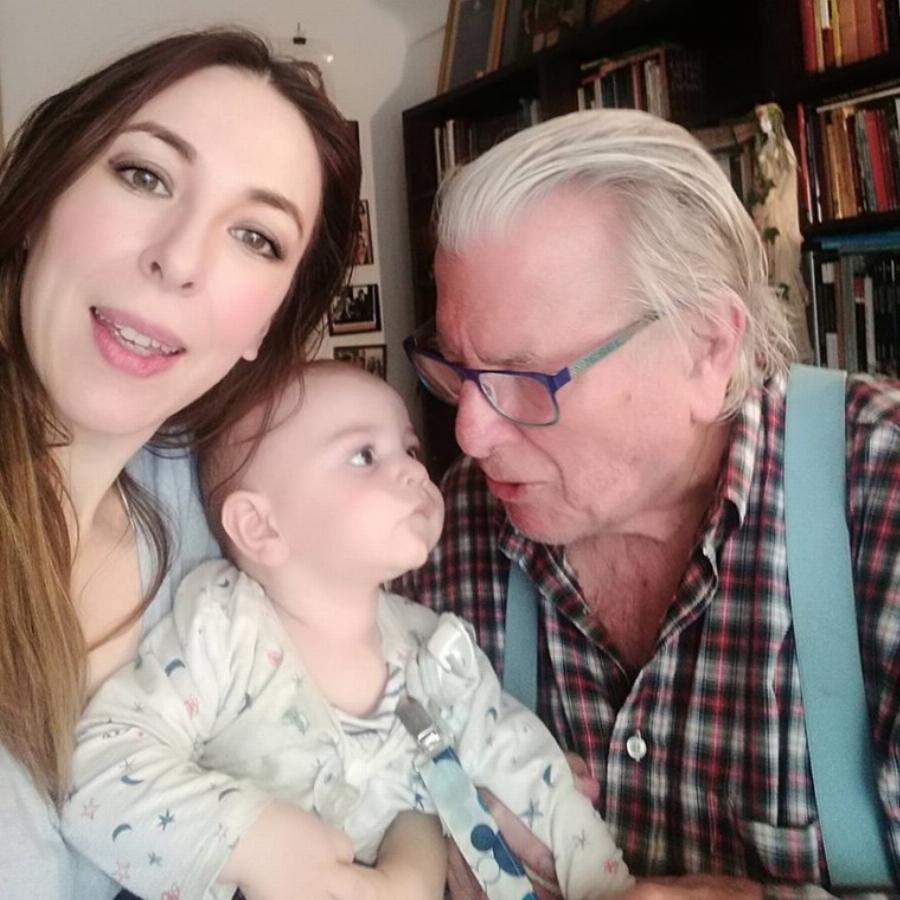 Φοίβος Βουτσάς: Ο γιος του Κώστα Βουτσά έχει μεγαλώσει και είναι ίδιος με την Αλίκη Κατσαβού