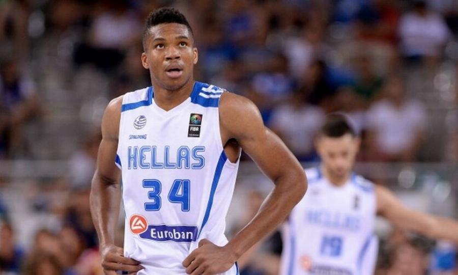 “Χαίρε ώ χαίρε λευτεριά”: Η πρώτη ανάρτηση του Αντετοκούνμπο μετά την ήττα από τη Γερμανία σηκώνει την τρίχα