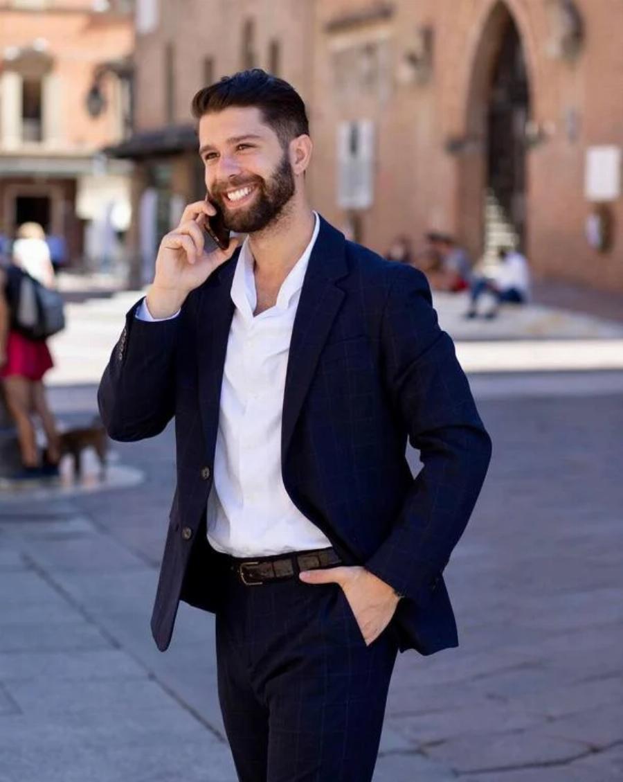 Άφησε μούσια και μαλλιά: Ο Σωκράτης του Power of Love έχει γίνει άλλος άνθρωπος