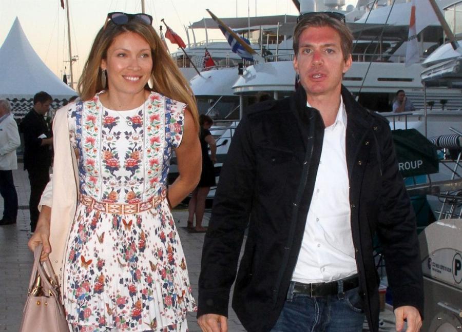 Δεν έχει τέλος το πάρτι για Μαριέττα Χρουσαλά και Λέοντα Πατίτσα: Βουτιές στο χλιδάτο γιοτ τους που φαίνεται από χιλιόμετρα μακριά