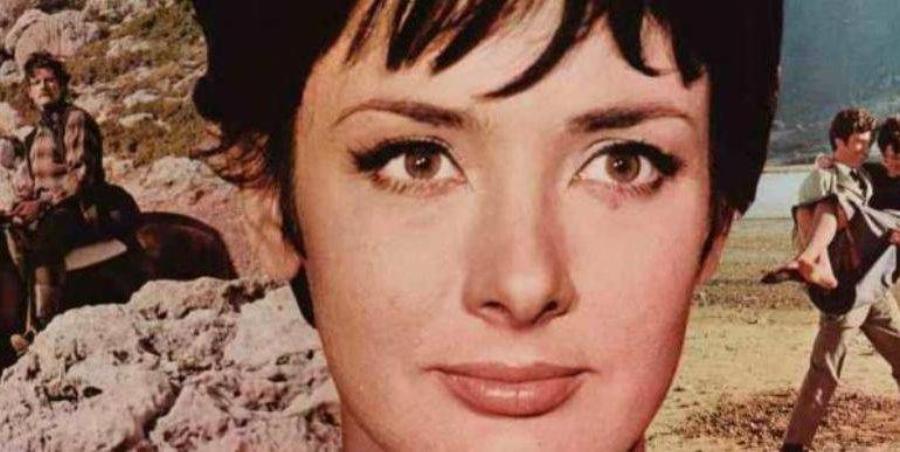 Ξένια Καλογεροπούλου: Ο σκληρός χωρισμός με τον Φέρτη, οι αποβολές και το πρόβλημα με τα μάτια της που την ανάγκασε να ζει στο σκοτάδι