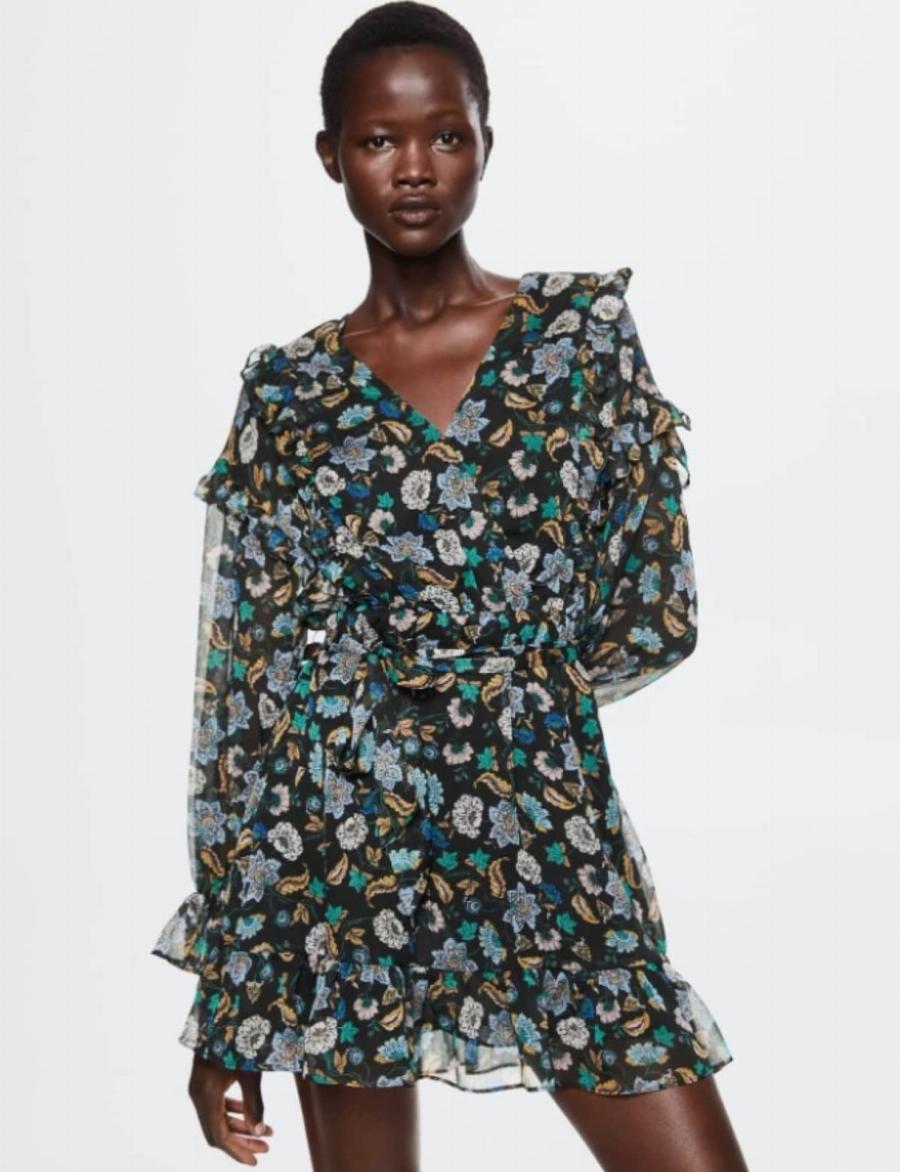 Το φόρεμα που έγινε ανάρπαστο: Το φόρεσε η Τατιάνα Στεφανίδου, κοστίζει 430 ευρώ αλλά το βρήκαμε 29,99