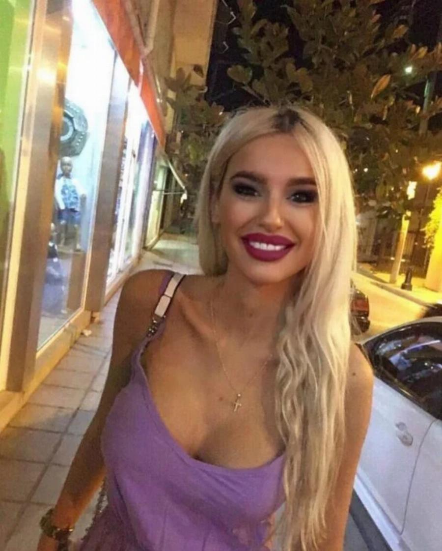 Άλλαξε μαλλιά, πρόσωπο και είναι σαν την Barbie: Άλλος άνθρωπος η Ράνια από το Big Brother ύστερα από 2 χρόνια