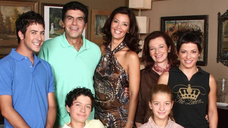 Θα έκλαιγε με λυγμούς όλη η Ελλάδα: Δεν προβλήθηκε ποτέ στο Mega – Το τραγικό τέλος της σειράς «Ευτυχισμένοι Μαζί»