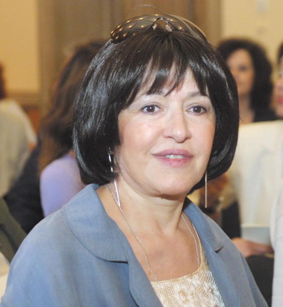 Αποτέφρωση Μάρθας Καραγιάννη: Η τέφρα της σκορπίστηκε στο Κερατσίνι – Ποιο τραγούδι είχε ζητήσει να ακούγεται