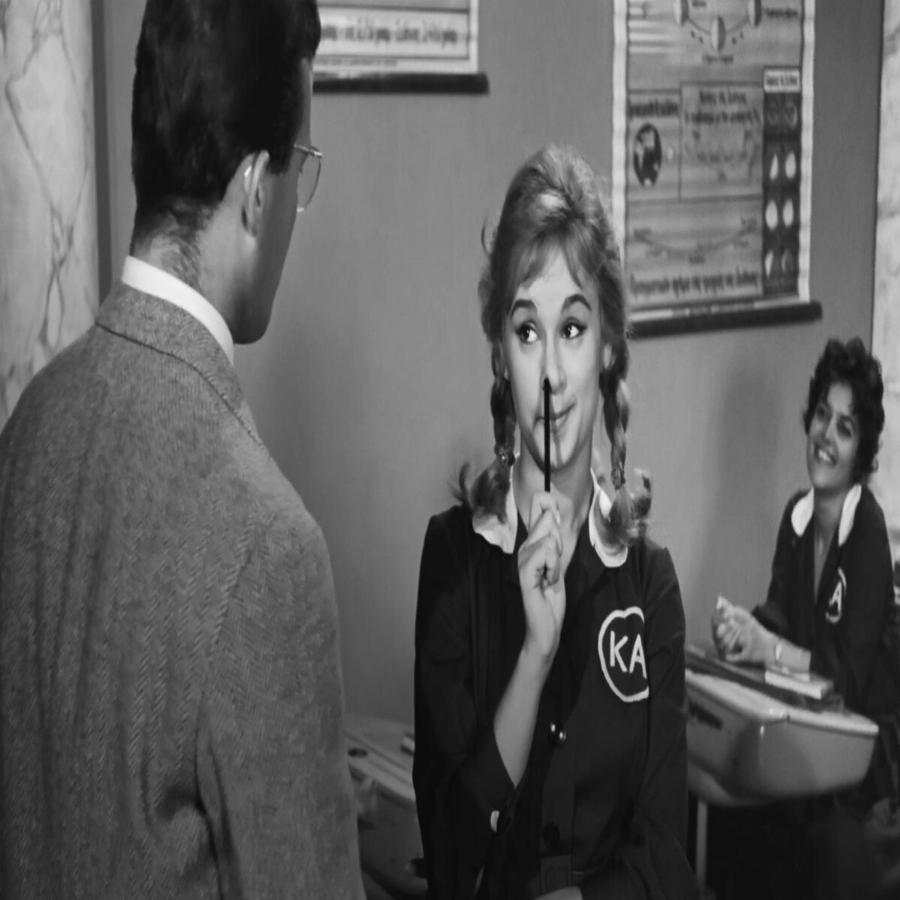 Δεν ήταν η Αλίκη Βουγιουκλάκη: Αuτή η πασίγνωστη ηθοποιός ήταν η αυθεντική Λίζα στο «Ξύλο βγήκε απ’ τον Παράδεισο»