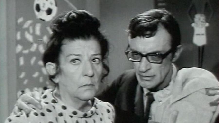 Σαπφώ Νοταρά: Η πιο χαρακτηριστική φωνή του σινεμά που πέθανε μόνη και χωρίς βοήθεια με ένα σβησμένο τσιγάρο στο χέρι