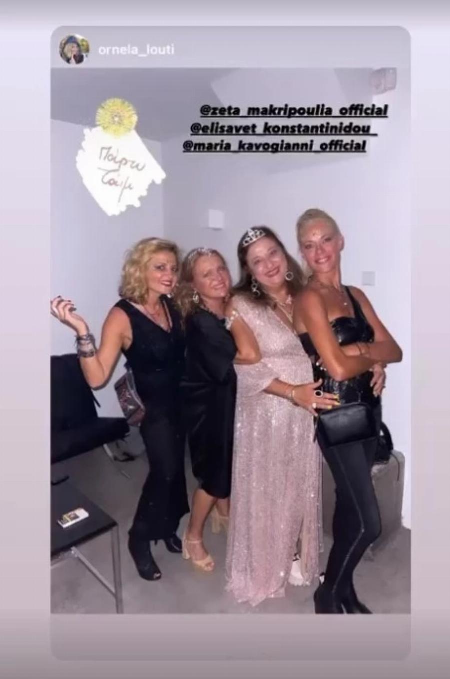 Τρισευτυχισμένη σε πάρτι: Η βραδινή έξοδος της Ζέτας Μακρυπούλια με τον άνδρα που βρίσκεται συνέχεια στο πλευρό της