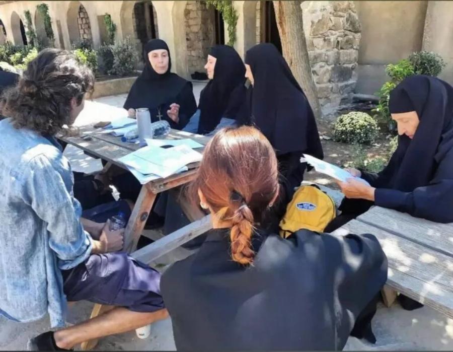 Κατερίνα Διδασκάλου: Ο ρόλος στο “Μαύρο Ρόδο”, οι μέρες που έζησε στο μοναστήρι και η σχέση της με τον Θεό