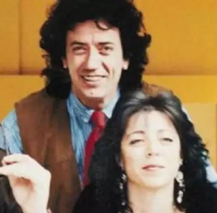 Σπύρος Παπαδόπουλος: Τα τρυφερά λόγια αγάπης στην γυναίκα του και η τρομερή ομοιότητα με τον γιο του