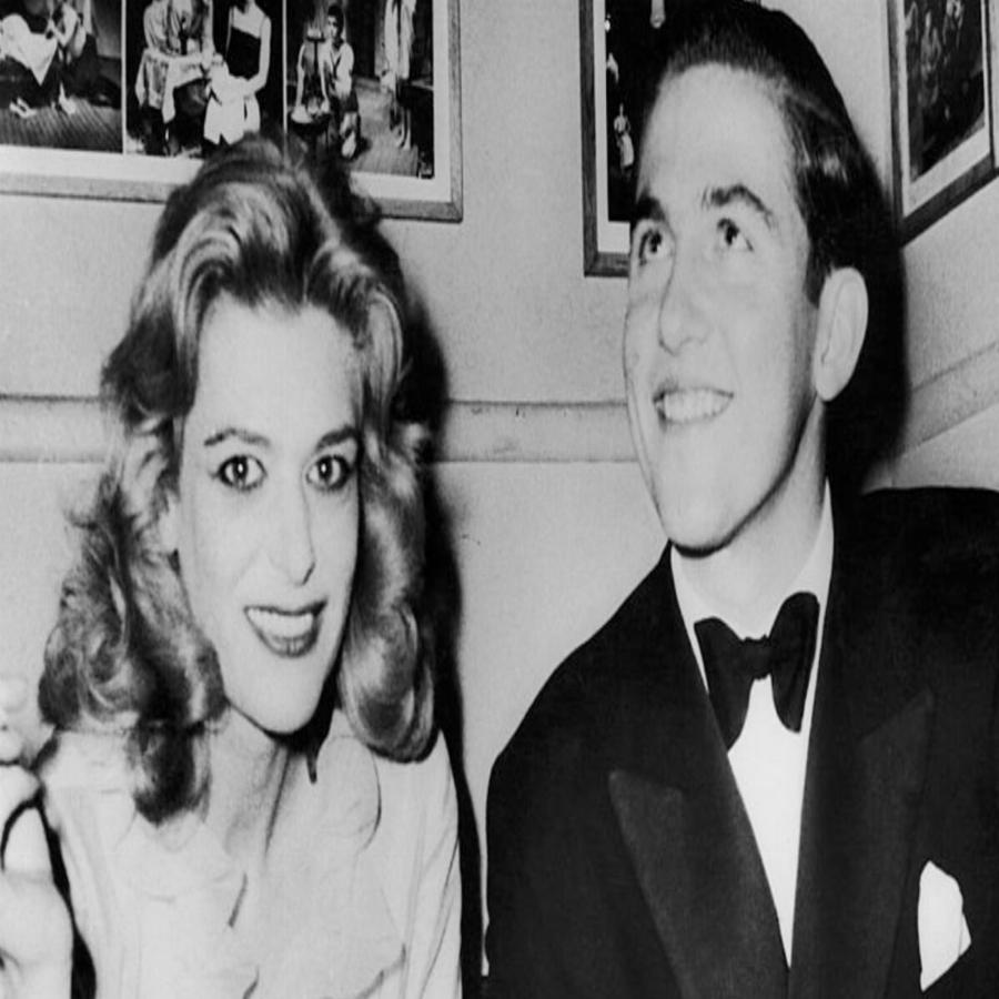 Μελίνα Μερκούρη: Η αείμνηστη ηθοποιός, ο σύντροφος που την απάτησε, η αφαίρεση της Ελληνικής ιθαγένειας και ο αγώνας για τα Μάρμαρα