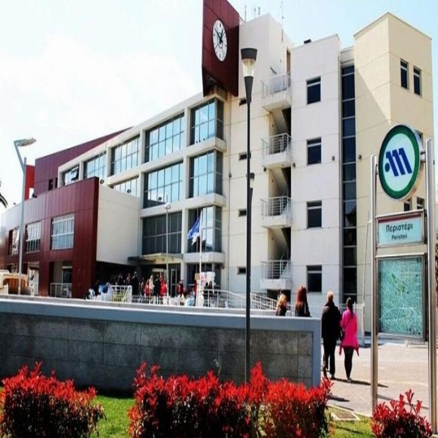 Όχι μια αλλά δυο φορές δεν πήγε στον γάμο του ο γαμπρός – Πρωτοφανές περιστατικό στο δημαρχείο Περιστερίου