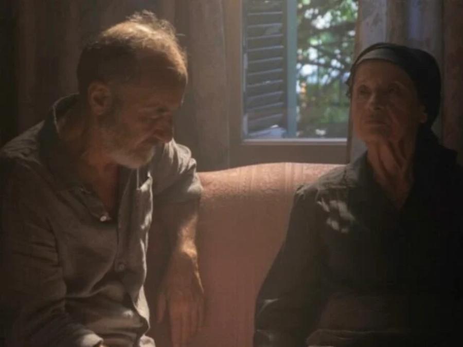 Σασμός: Έδωσε ρεσιτάλ η γιαγιά Ειρήνη στην εικόνα του υποτιθέμενου νεκρού Παύλου