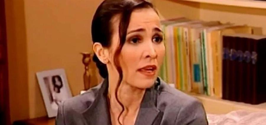 Αγνώριστη η Σκοπελούζου από το «Κωνσταντίνου και Ελένης»: Άλλος άνθρωπος η γυναίκα που κόντεψε να παντρευτεί στα αλήθεια ο Χάρης Ρώμας