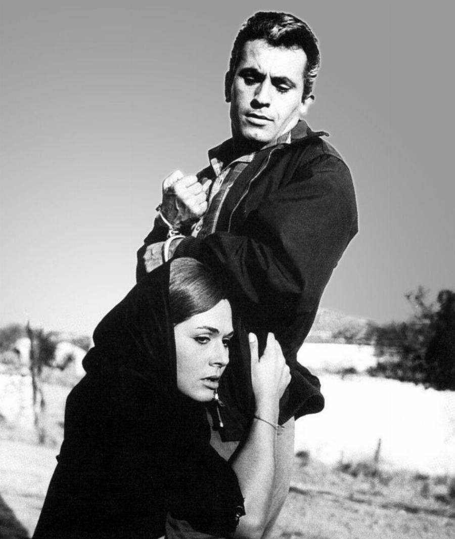 Μάρθα Βούρτση: Η βασίλισσα του δράματος, οι μεγάλοι ρόλοι, η απομάκρυνση από την δημοσιότητα και η κρυφή προσωπική ζωή