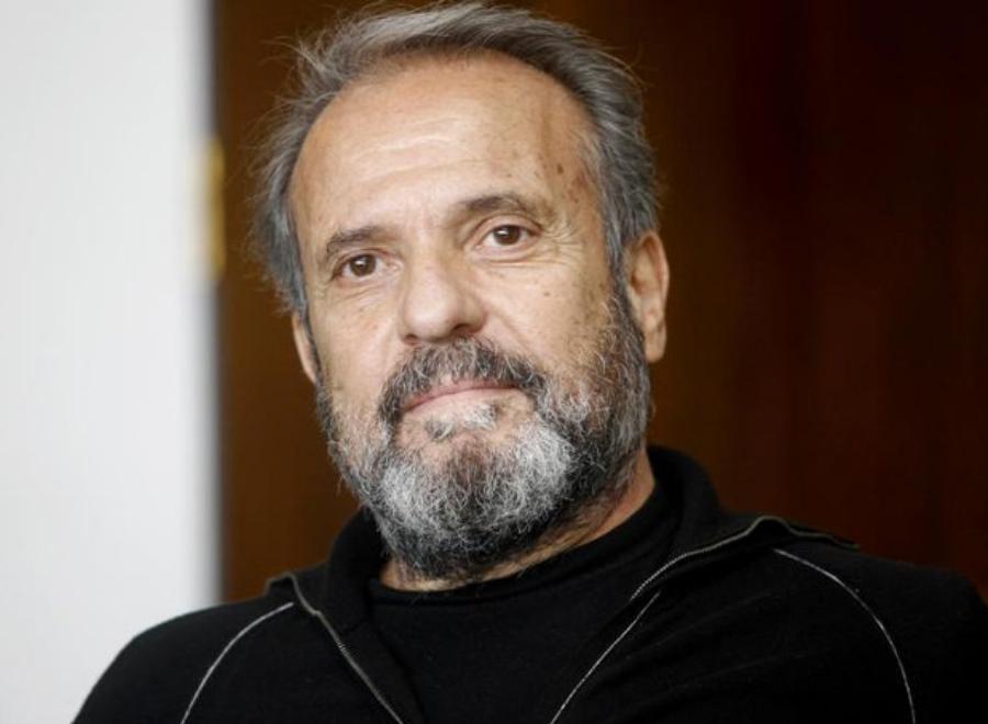 Μηνάς Χατζησάββας: Οι σπουδαίοι ρόλοι, οι σπουδές στη Γαλλία, ο σύντροφος της ζωής του και τα προφητικά λόγια πριν τον θάνατό του