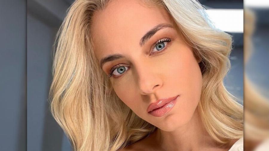 Πραγματική θεά από μικρό κοριτσάκι η Δούκισσα Νομικού – Δείτε την στην ηλικία των 20:  Η αλλαγή είναι εντυπωσιακή