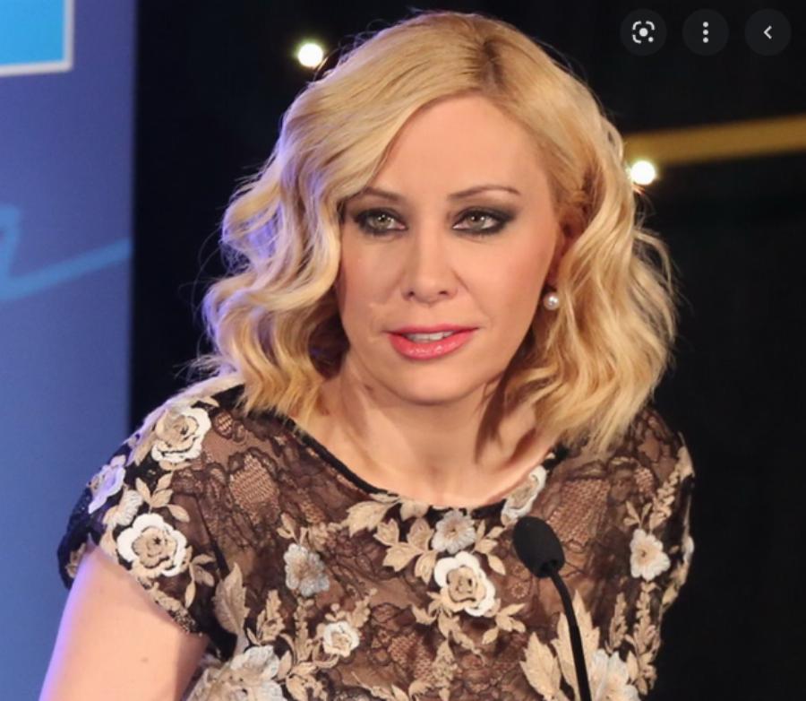 Aντριάνα Παρασκευοπούλου: «Δεν με φλερτάρουν ποτέ οι άντρες»