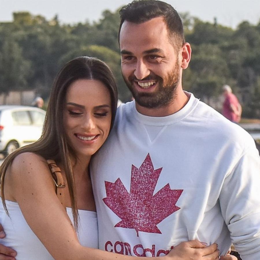 Έκανε τη μεγάλη αποκάλυψη: Το νυφικό υπερπαραγωγή της Μαρίας Αντώνα λίγο πριν παντρευτεί τον Άρη Σοϊλέδη