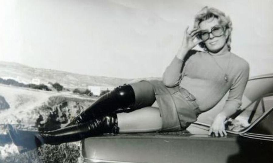 Μπέμπα Μπλανς: Η ντίβα του λαϊκού τραγουδιού, οι άντρες της ζωή της, η σκληρή μάχη με τον καρκίνο και το άδοξο φινάλε