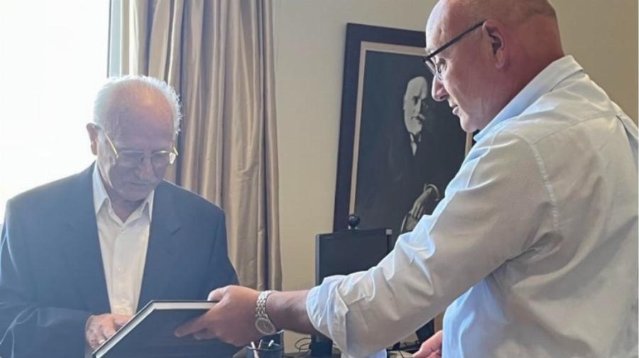 Παράδειγμα προς μίμηση: Σε ηλικία 78 ετών πήγε στο Γυμνάσιο και στα 88 αποφοίτησε από το πανεπιστήμιο Κρήτης