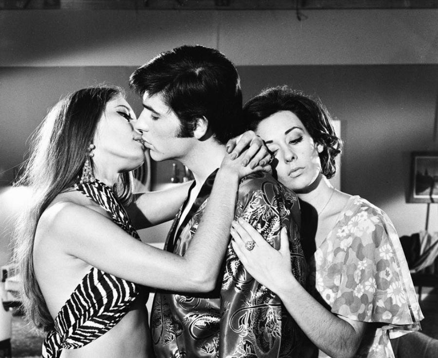 Χρήστος Νομικός: Το όνομα που άλλαξε, η συμμετοχή του στο ο «Eραστής Δυτικών Προαστίων» και το αγαπημένο του χόμπι