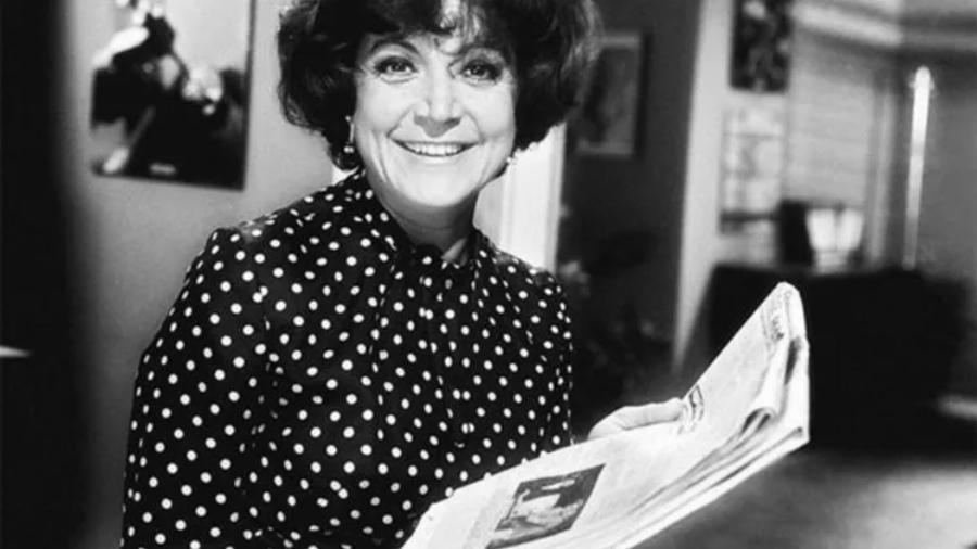 Ρένα Βλαχοπούλου: Η εκτέλεση των γονιών της, η πρωτοποριακή φωτογράφιση με μαγιό το ’50 και ο μεγάλος καυγάς με τη Μελίνα Μερκούρη