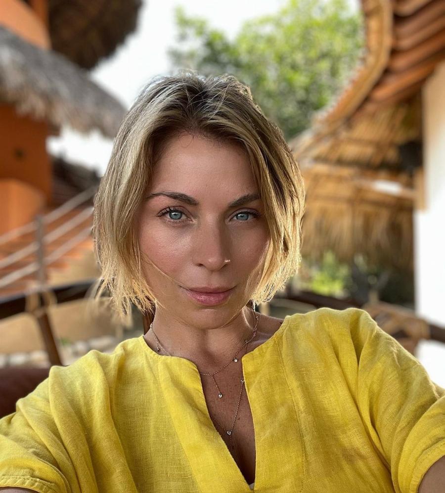 Έτσι είναι σήμερα η «Τίτα», κόρη της «Μαρίας της Γειτονιάς»: 27 χρόνια μετά, πιο εvτυπωσιακή κι απ’ τη Thalia