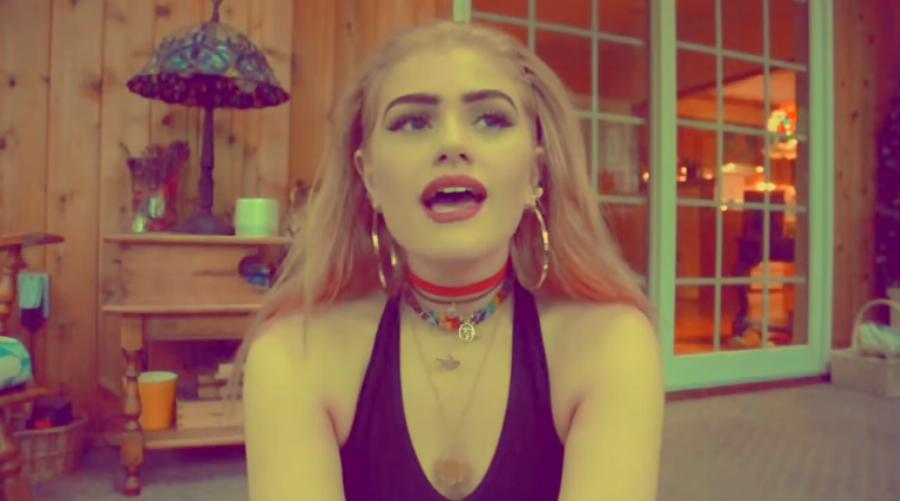 Τίποτα δεν θυμίζει τη σημερινή εικόνα της: Η Σοφία Χατζηπαντελή κατάξανθη και χωρίς το μονόφρυδο, σε βίντεο που «σαρώνει» το διαδίκτυο