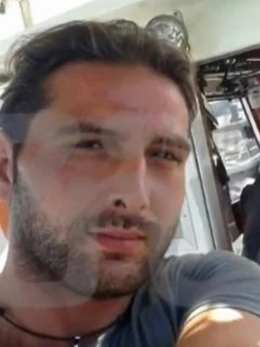 Διαμελίστηκε σε ρομποτικό κάδο σκουπιδιών: Στη δημοσιότητα οι εικόνες του άτυχου 35χρονου – Συγκλονίζει ο πατέρας του