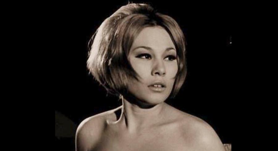 Ελένη Προκοπίου: Οι προσπάθειες για εγκυμοσύνη, η λατρεία του κοινού προς εκείνη, η απώλεια κιλών και η Αγία Ειρήνη