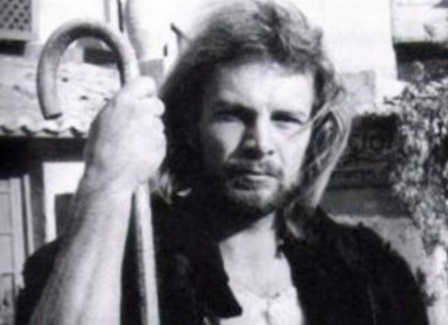 Οι 6 Έλληνες ηθοποιοί που είχαν μίζερο τέλος: Πέθαναν μόνοι τους, ξεχασμένοι από όλους και όλα