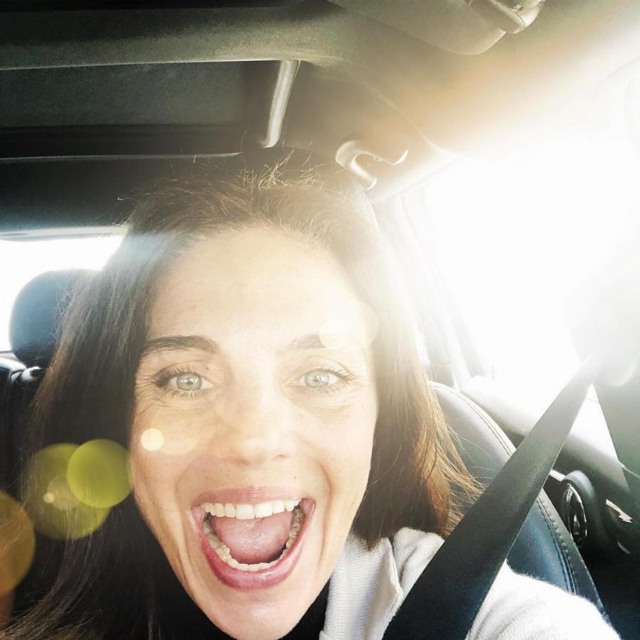 Ξετρελαίνει κόσμο η Ελίνα Ακριτίδου: Απολαμβάνει τις καλοκαιρινές της διακοπές και μοιράζεται μοναδικά στιγμιότυπα