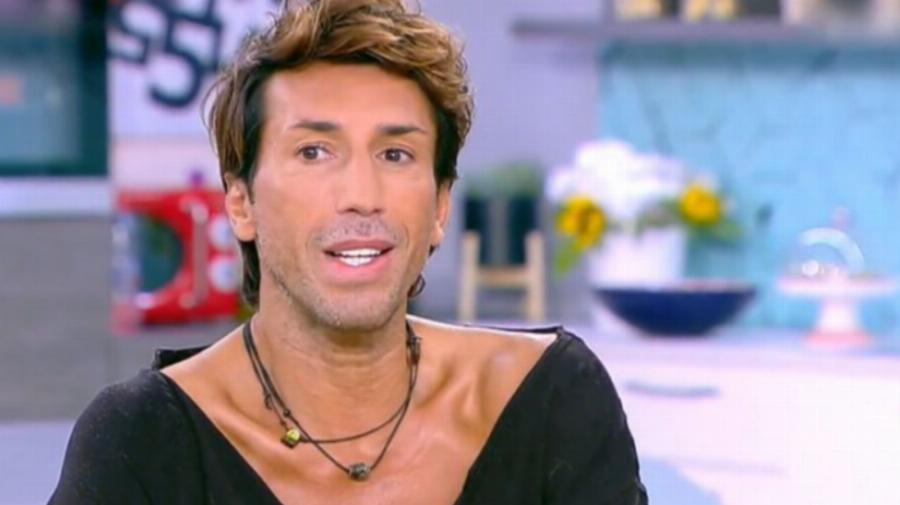 «Ο κόσμος με λατρεύει – Θέλω να εκπροσωπήσω την Ελλάδα στην Eurovision»: Νέες δηλώσεις από τον Κωνσταντίνος Εμμανουήλ