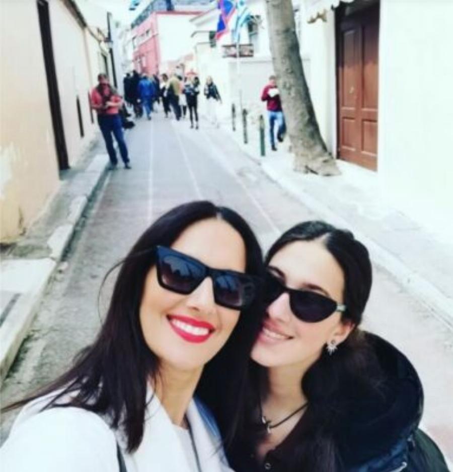 Πιο όμορφη και από την μητέρα της: Η αθλήτρια κόρη της Νόνης Δούνια έφτασε τα 16 και είναι έτοιμη για το GNTM