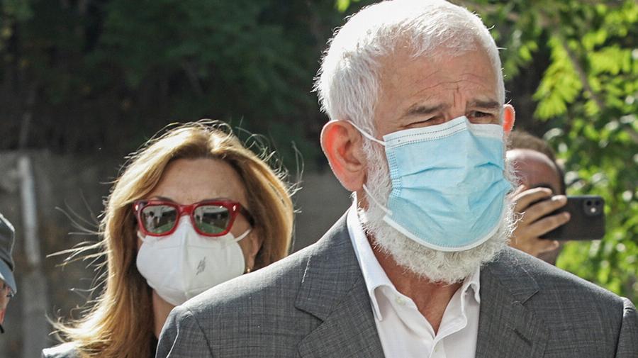 Τα είπε όλα σε 30 δευτερόλεπτα: Ο Ανδρέας Μικρούτσικος “τέλειωσε” Πέτρο Φιλιππίδη και Ελπίδα Νίνου με λίγες λέξεις