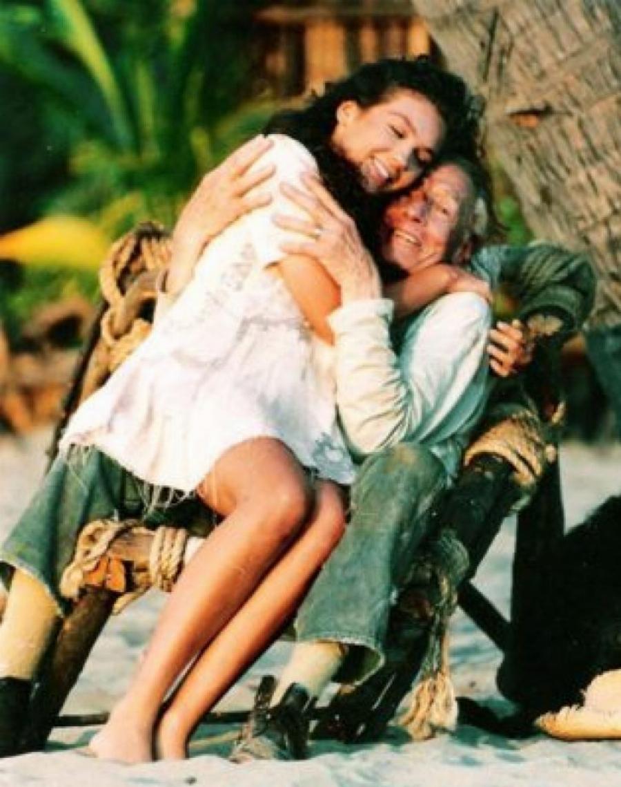 Ποιος θυμάται την σειρά “Η Μαρία της γειτονιάς”; – 8 ηθοποιοί που λατρέψαμε και έχουν φύγει από την ζωή