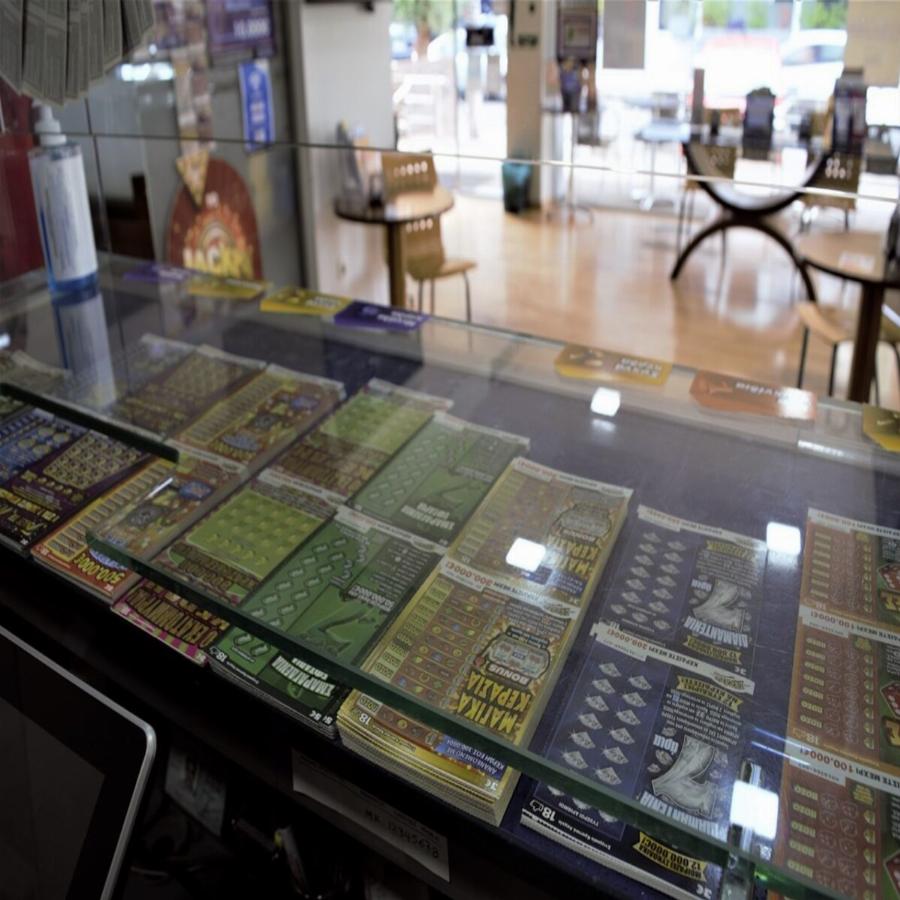 Απίστευτη τύχη για έναν τυχερό παίκτη ΣΚΡΑΤΣ: Θα λαμβάνει 1.500 ευρώ κάθε μήνα για τα επόμενα 30 χρόνια