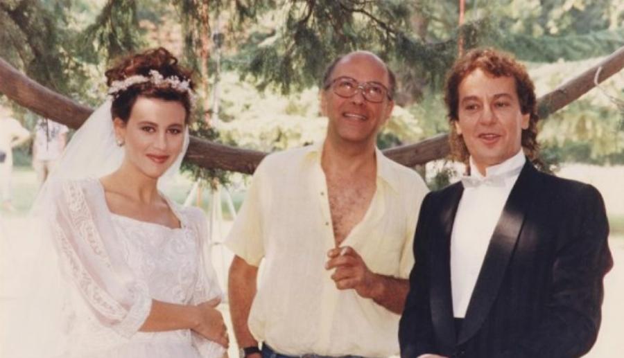 Ο «γάμος» που λίγοι θυμούνται: Όταν η Ελευθερία Αρβανιτάκη «παντρεύτηκε» με τον Γιάννη Πάριο