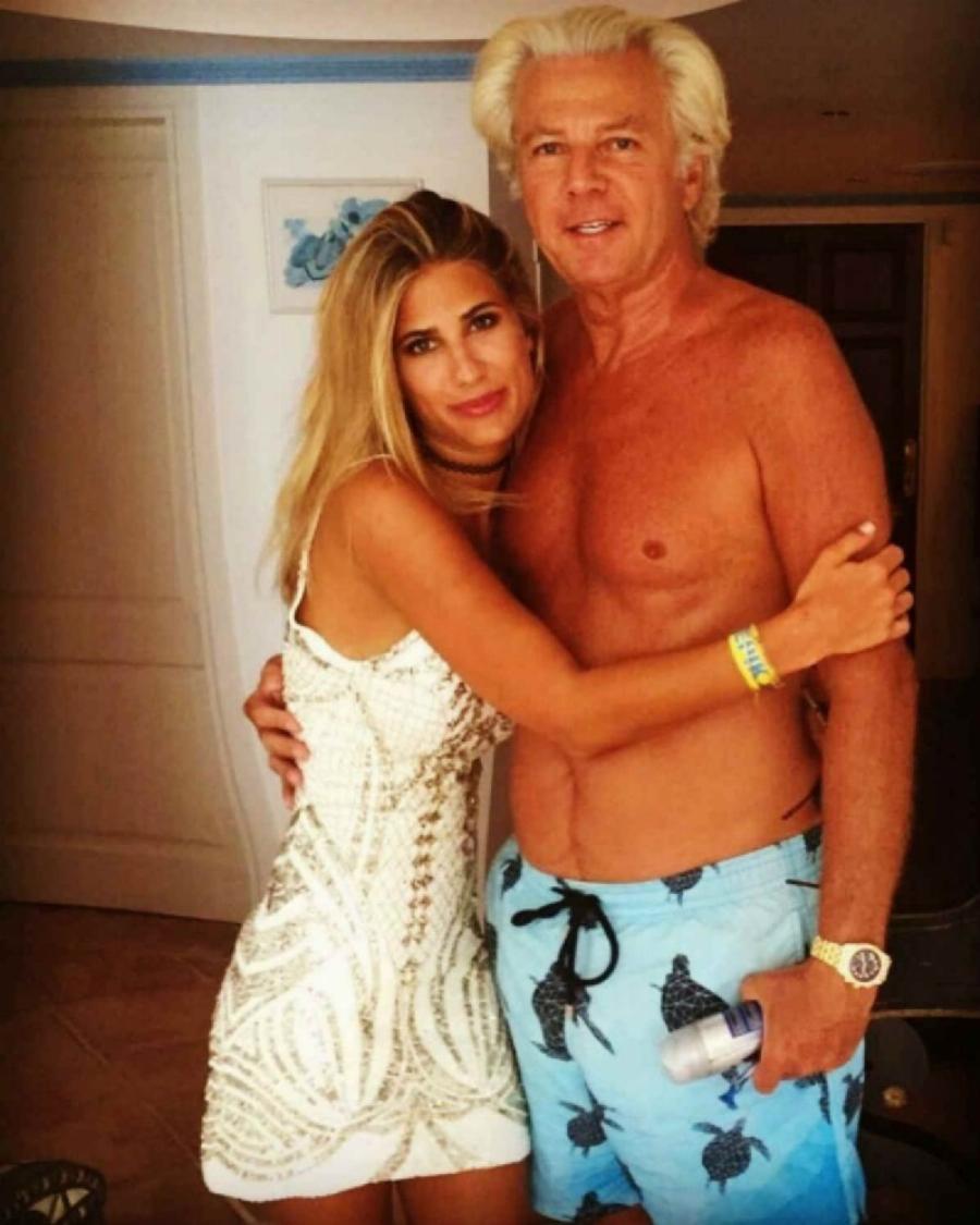 Θα πάθετε πλάκα: Τα ετεροθαλή αδέλφια της Αθηνάς Ωνάση σήμερα δεν έχουν καμία σχέση με την χρυσή κληρονόμο