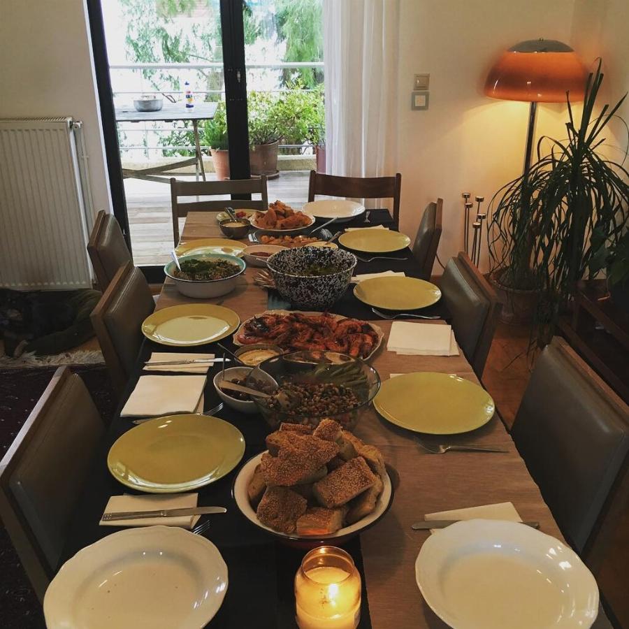 Κατερίνα Παππουτσάκη: Το νέο σπίτι στον Χολαργό με μεγάλο σαλόνι, ονειρική κουζίνα και μαγεμένο μπαλκόνι