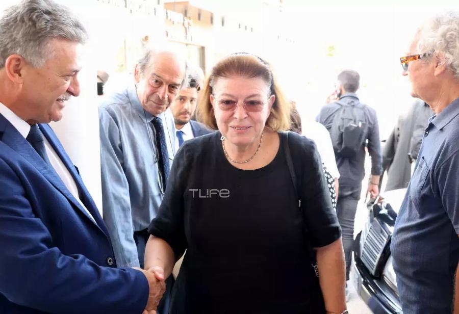 Κοσμοσυρροή στο τελευταίο αντίο της Ειρήνης Παππά: Η κηδεία της έγινε στο Χιλιομόδι Κορινθίας