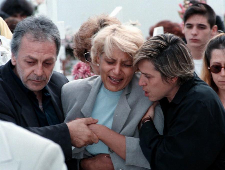 Η δραματική υπόθεση του Σορίν Ματέι: Η live ομηρία, η χειροβομβίδα, ο θάνατος της Αμαλίας Γκινάκη και ο ρόλος του Νίκου Ευαγγελάτου