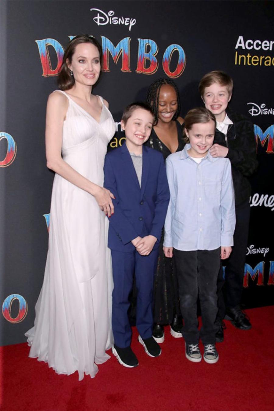 Μοιάζουν σαν δύο σταγόνες νερό: Ο μκρός γιος της Αντζελίνα Τζολί και του Μπράντ Πιτ, μεγάλωσε και έχει πάρει την ομορφιά της μητέρας του