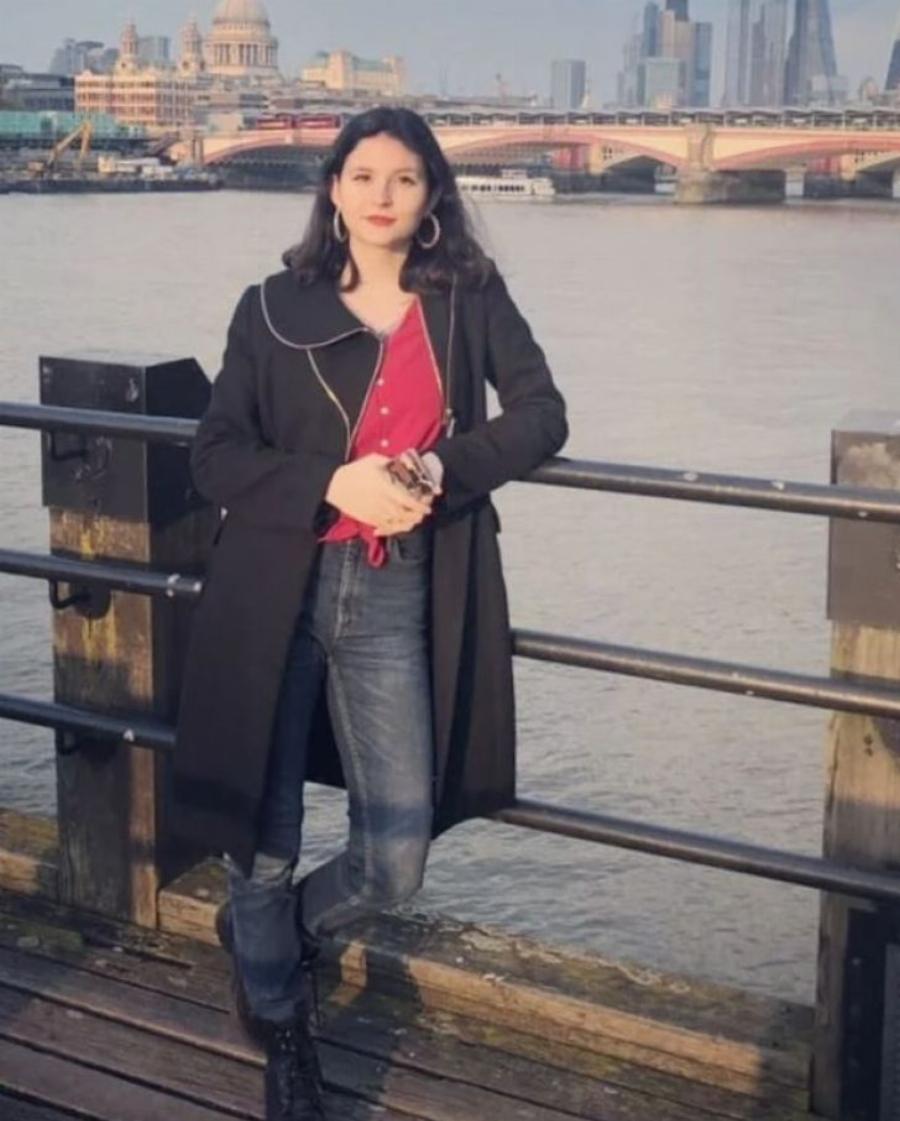 Ρεγγίνα Καραμίχου: Η κόρη του Γιώργου Καραμίχου είναι μια κούκλα, έγινε 22 ετών και είναι φτυστή ο μπαμπάς της