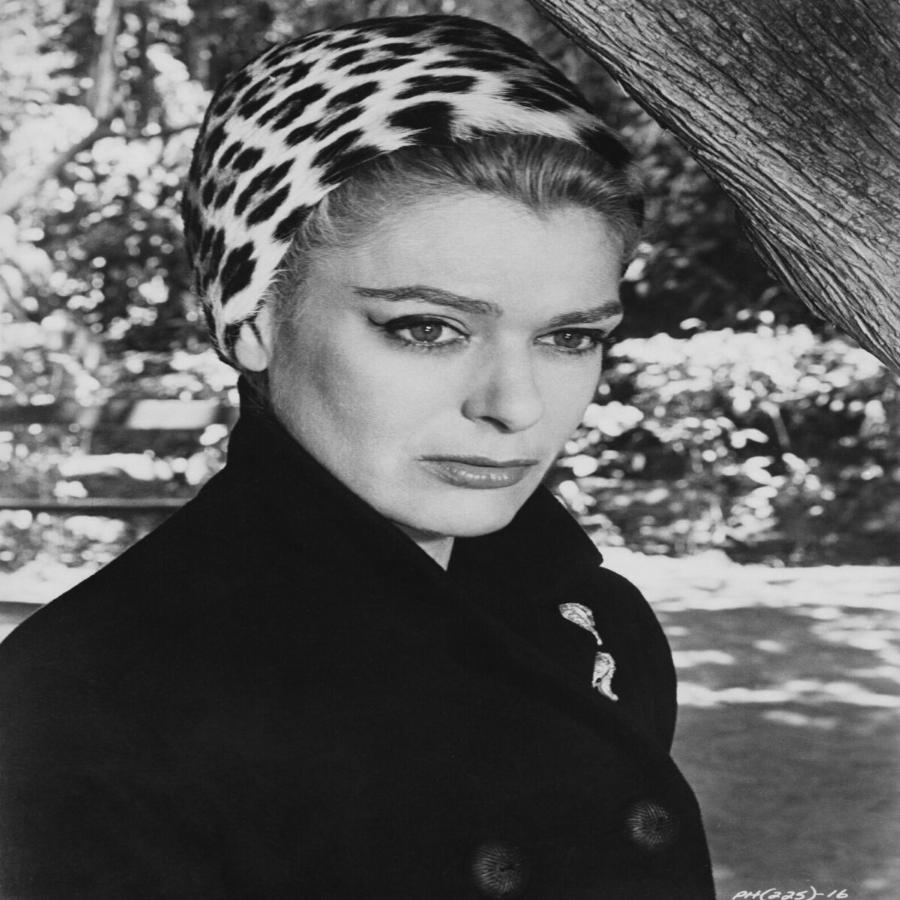 Μελίνα Μερκούρη: Η αείμνηστη ηθοποιός, ο σύντροφος που την απάτησε, η αφαίρεση της Ελληνικής ιθαγένειας και ο αγώνας για τα Μάρμαρα