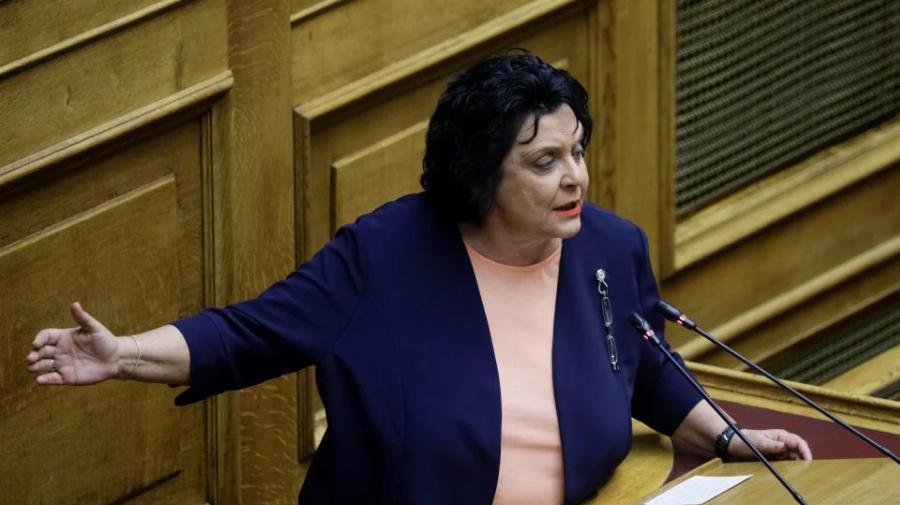 Λιάνα Κανέλλη: Ο υιοθετημένος γιος της, το παλάτι των 90 εκατομμυρίων στην Εκάλη και η μοναχικότητα της